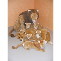 Lion assis 150 cm avec lionceau 45 cm, lion 65cm et lionne couchée 60 cm